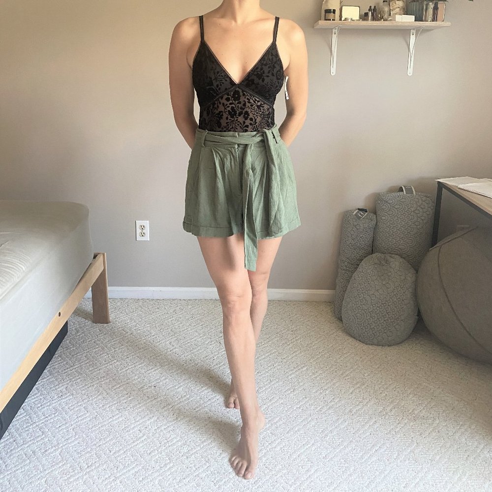 Linen High-Waist Shorts